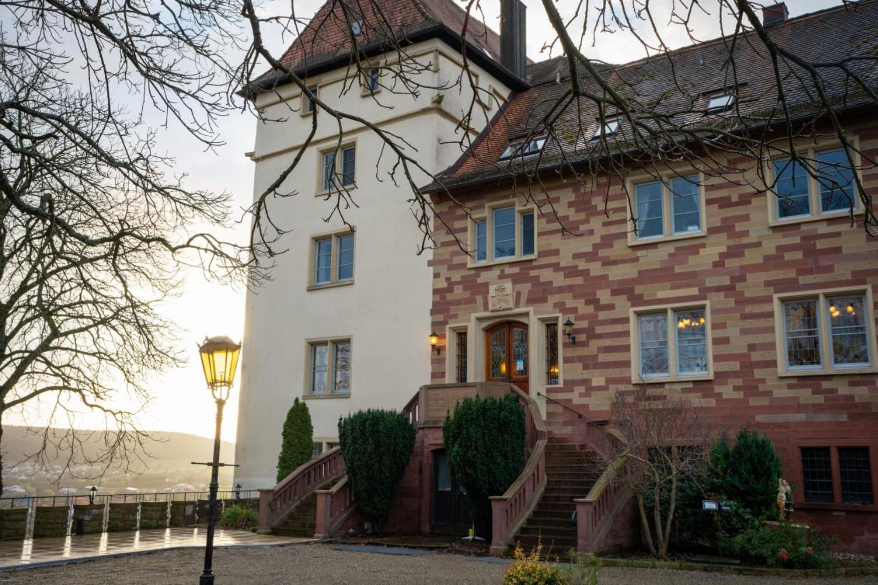 Eventlocation & Hotel Schloss Neuburg Obrigheim Eksteriør billede